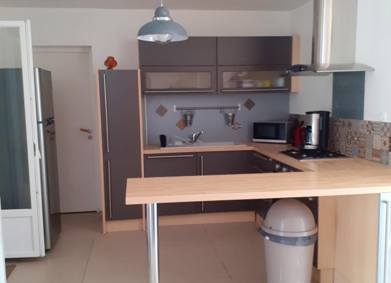 Villa de 2 chambres avec piscine privee jardin clos et wifi a Colonzelle Esterno foto