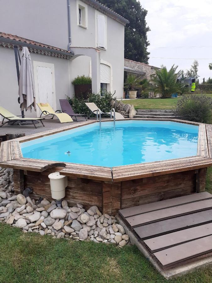 Villa de 2 chambres avec piscine privee jardin clos et wifi a Colonzelle Esterno foto